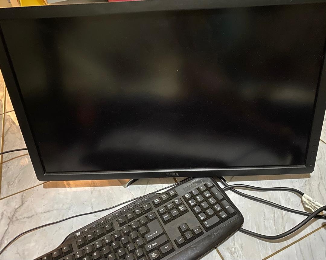 Dell monitor 27 inch Dell CPU ,Core i5, with a 256 gb hard disk
