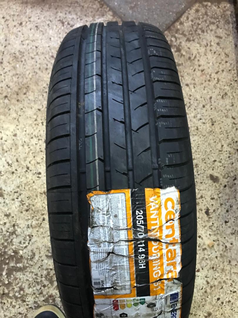 Car tyres