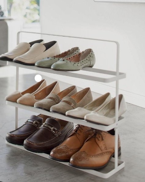 XIAN METAL: Metallic tables, Chairs, Shoe racks, windows, doors, gates, Curtain rods and much more fabricated items