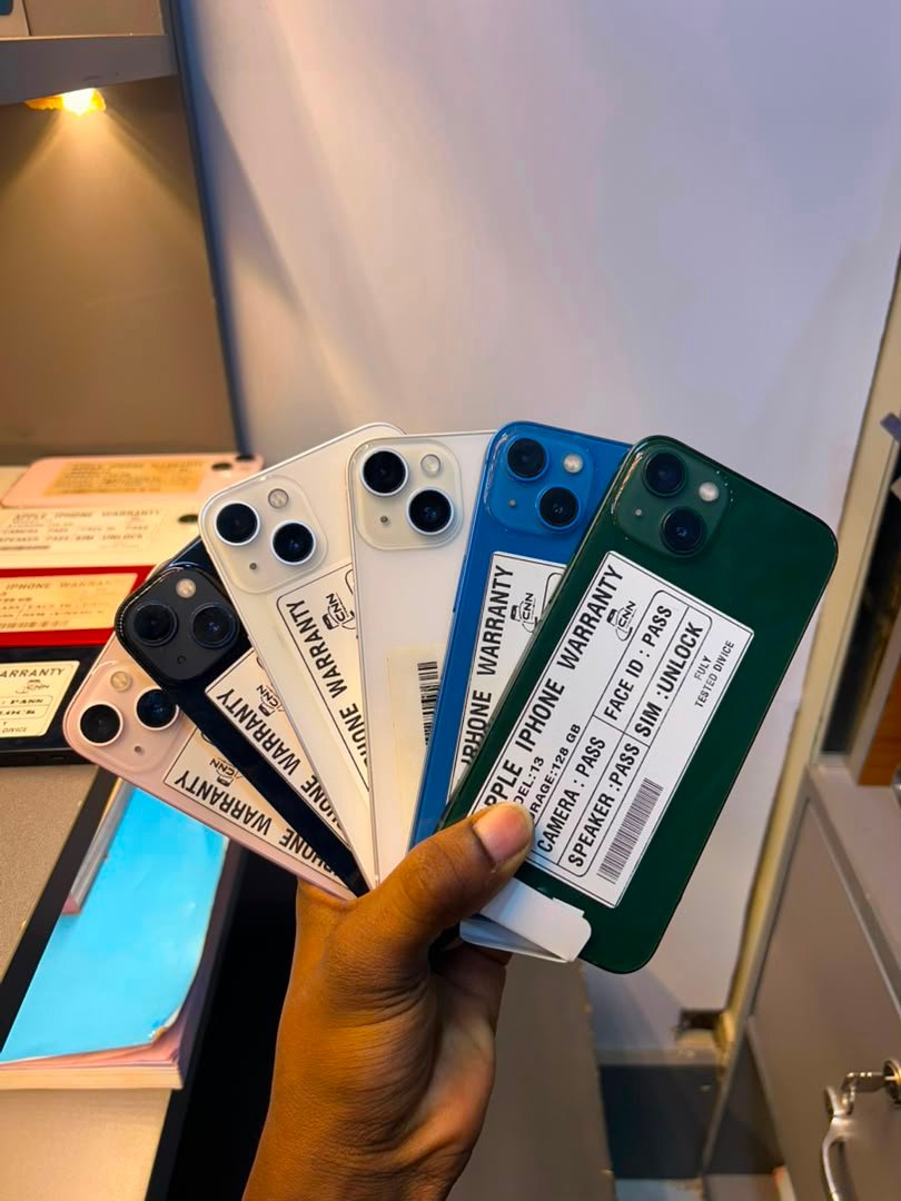 iPhone 13, UK used 128gb clean piece